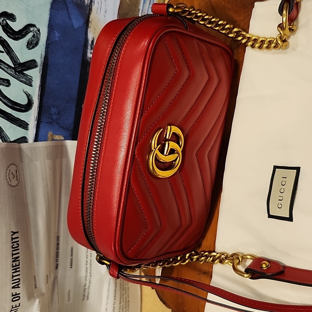 Gucci Marmont Red Camera Bag Chevron Quilt Leather Crossbody Bag W/Gold Accents - Picture 7 of 16